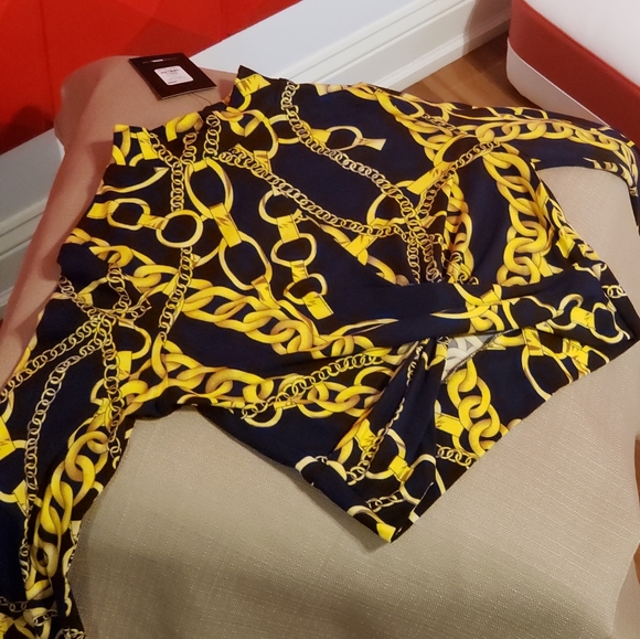 Long sleeve half top - Picture 3 of 3